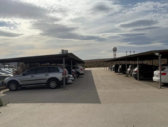 Park-King Premium Valet - usługa valet z myciem auta przy lotnisku Alicante